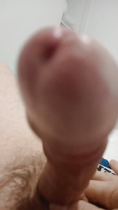 Igram se sa svojim kurcem za žene