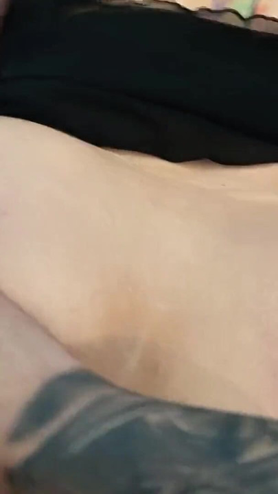 I sat on his face until it got wet for him to me hot | Clip 1