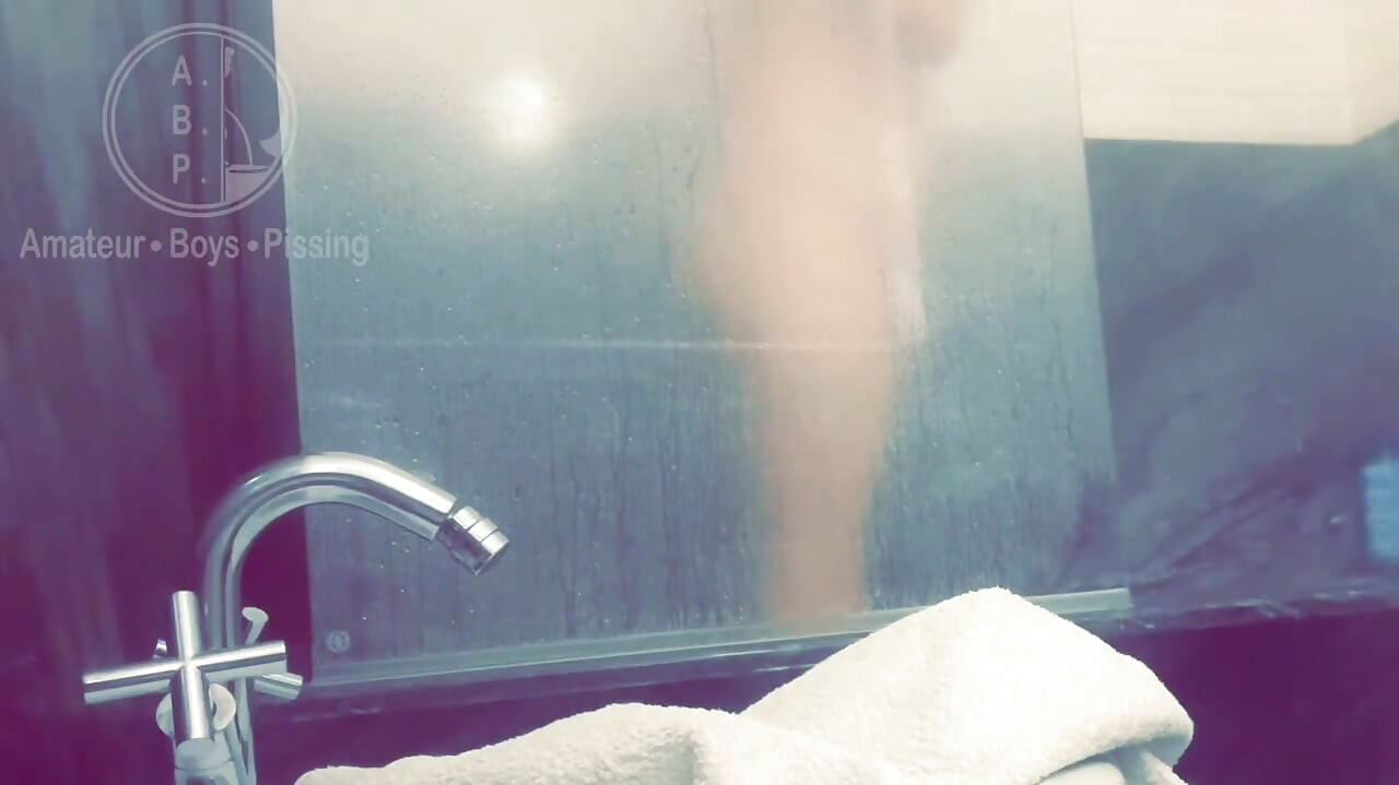 Pale White Skin Redhead Flatmate Caught Pissing in the Shower