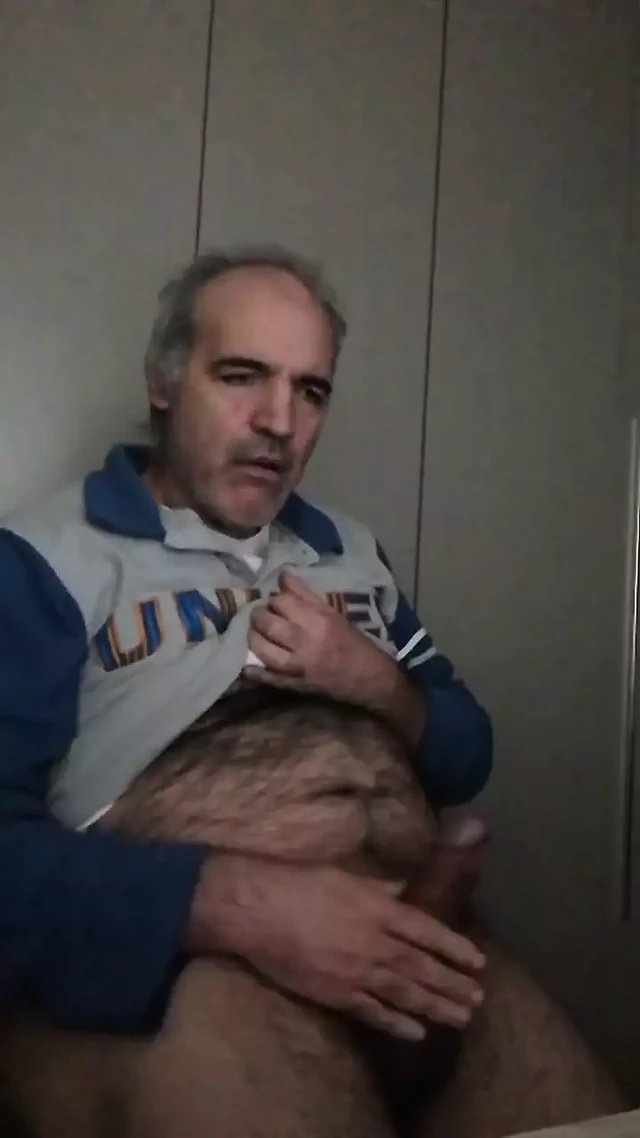 The First Handjob of the Day to Start with a Smile