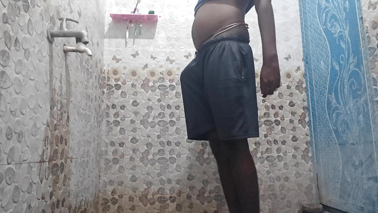 Tamil10inches BBC sexy pissing show