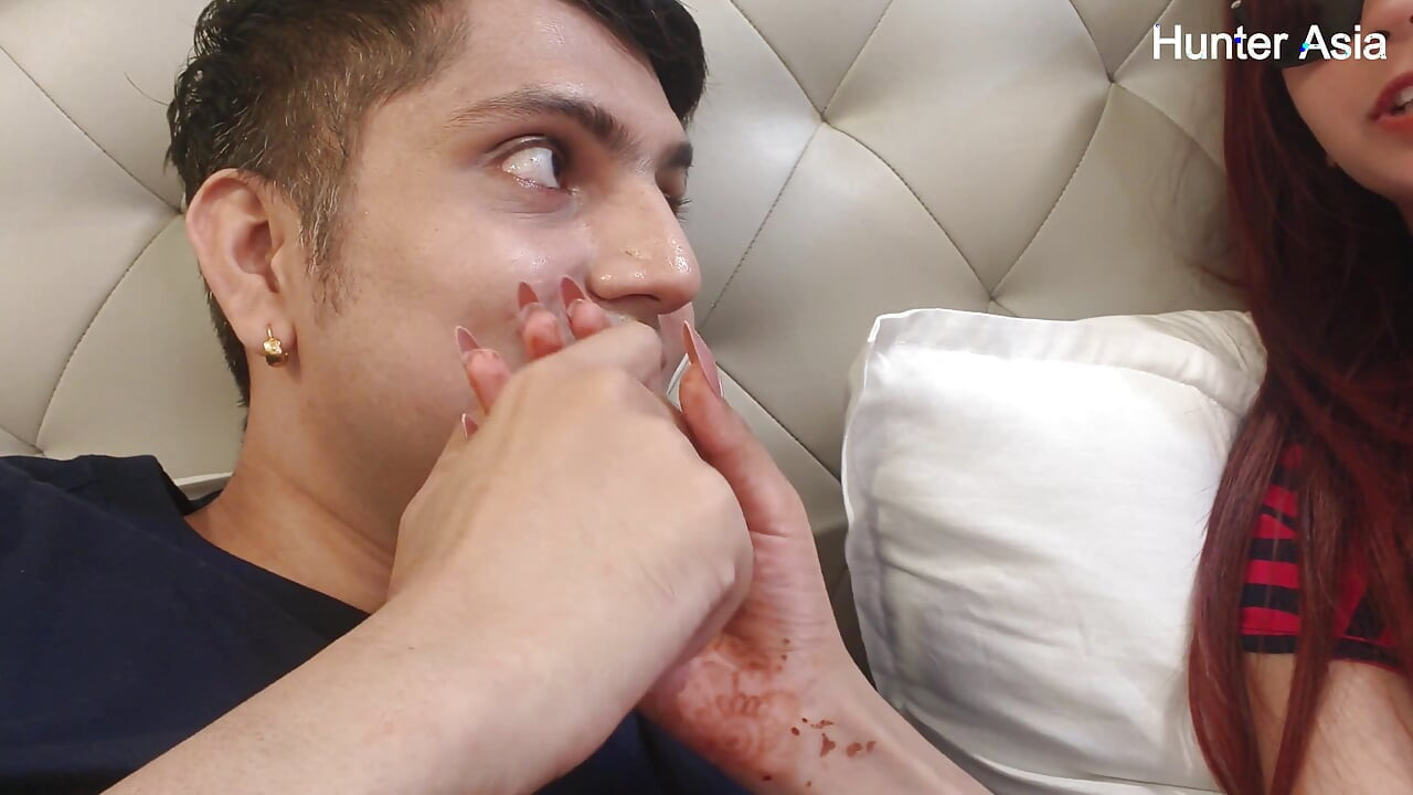 In Absence of Boyfriend Stepsister Allow Stepbrother to Fuck Her