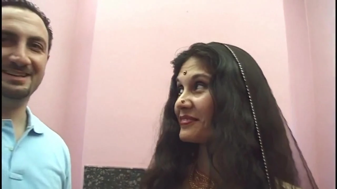 Indian Wife cheats on Husband with Sex Tourist from LA