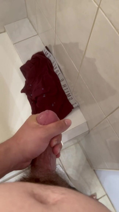 jerking off at home in saint Croix