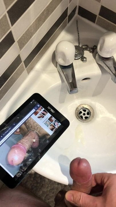 Cum tribute