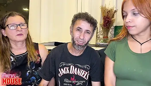 Pelatih pribadi ngentot istri orang lain sambil nyepong kontol suaminya