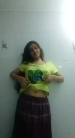 This girl is very hot, it will be very fun to have sex with