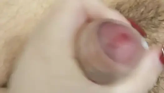 Bu küçük yarak aşağılanmayı ve gülmeyi seviyor ve ben bu konuda düşündüm de azıyorum.