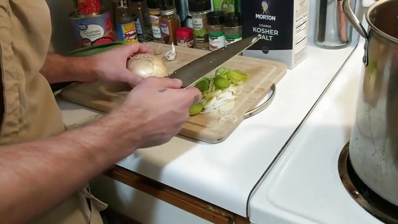 3 cabai daun bawang dimasak dengan minyak dan ngocok kontol