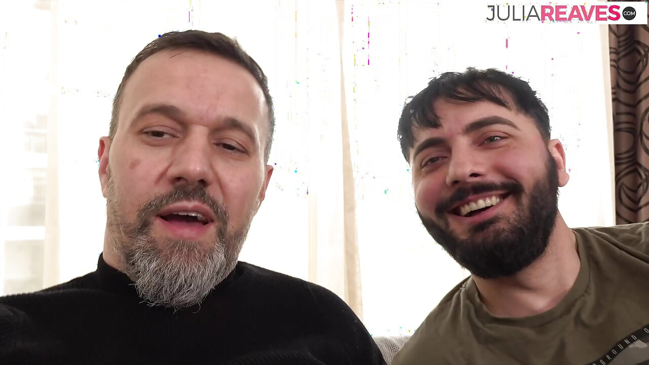 Ateşli kız canavar yarakla amını sektiriyor ve ağzına boşaltıyor