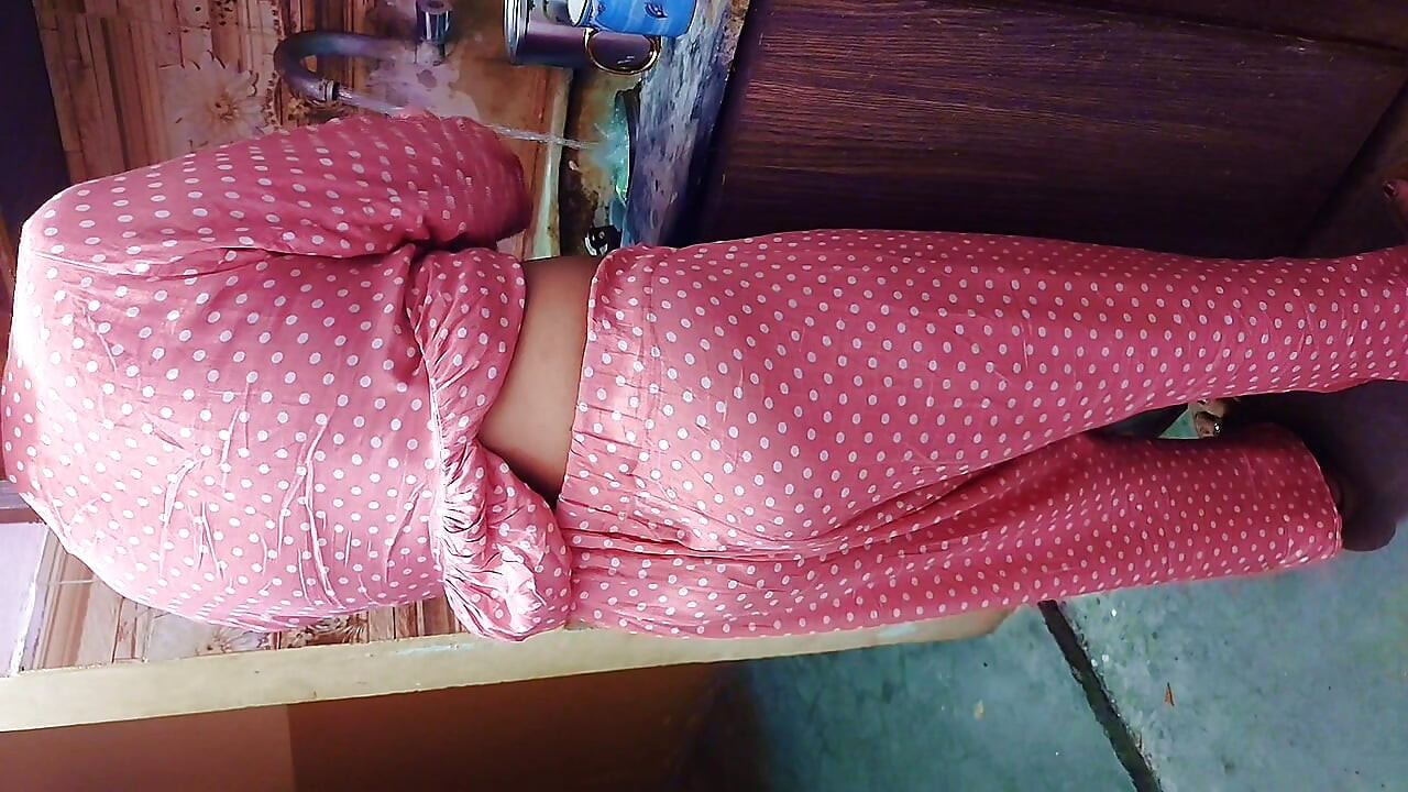 Desi Bangla Bhabi in kitchen