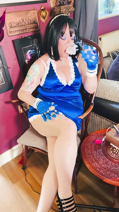 Tina Snua Chain Smokes 2 Cork Cigarettes In Satin With Gloves & Jewellery! - British Mature Smoking Smoker