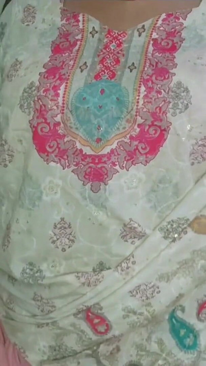 Stepmammi ko message karke unka dard kam kia , stepmummi muh me leke jor jorse chosen lagi | Clip 1