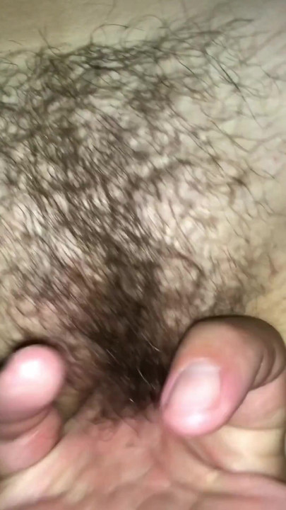 Fingering deep! Natural Wife gets wet and cum moaning | Clip 1