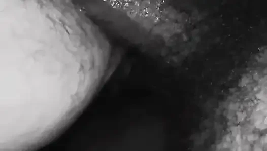 Cewek dengan kursi roda ini lagi ngentot kontol sampai matanya merem melek