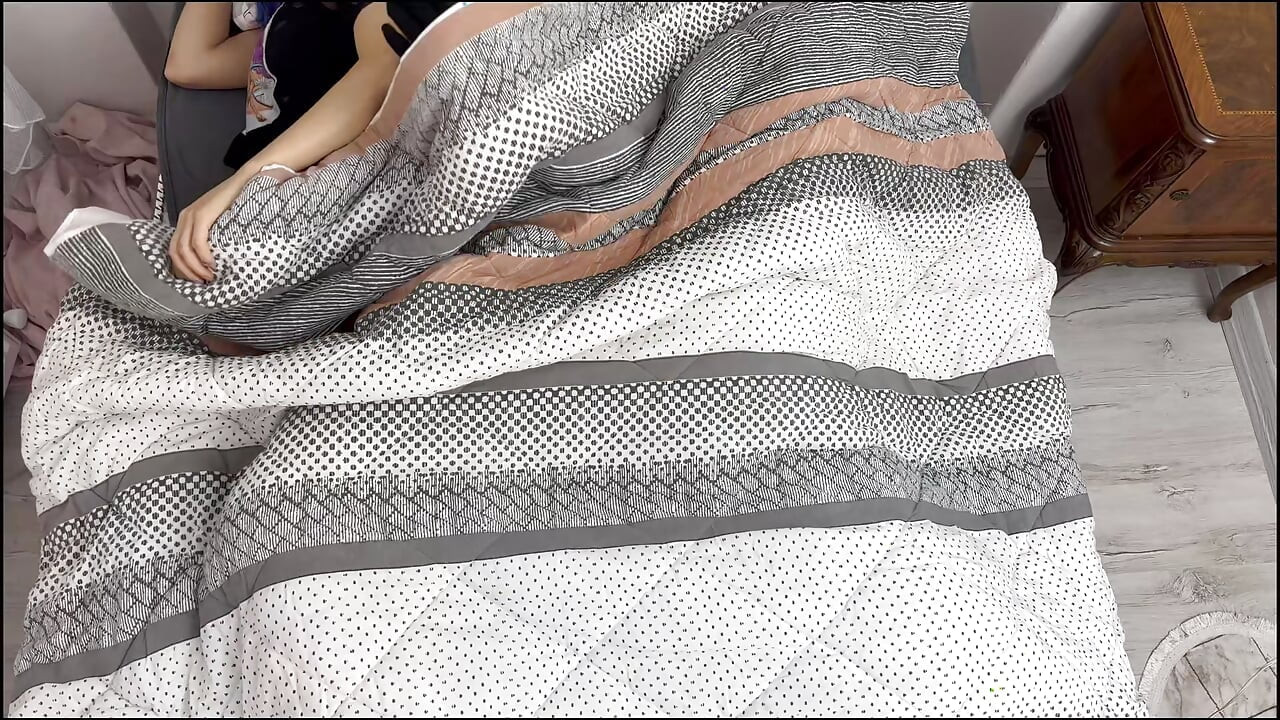 Farsi 要安静，请绿帽奴妻子真正的家庭主妇 Irani