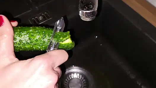 I put a cucumber in my hairy pussy
