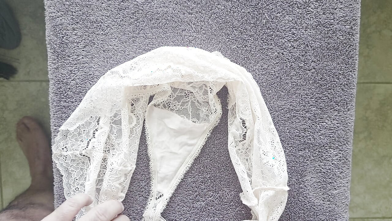 Panty Cum Tribute for AlexaLeaks
