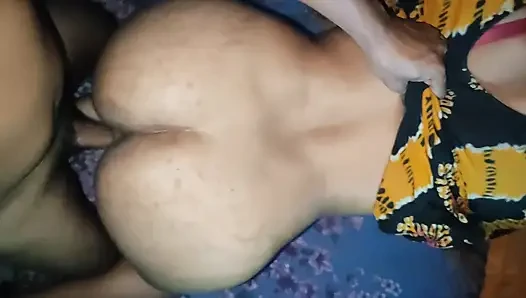 Güzel kız arkadaşımla vahşi bir gece
