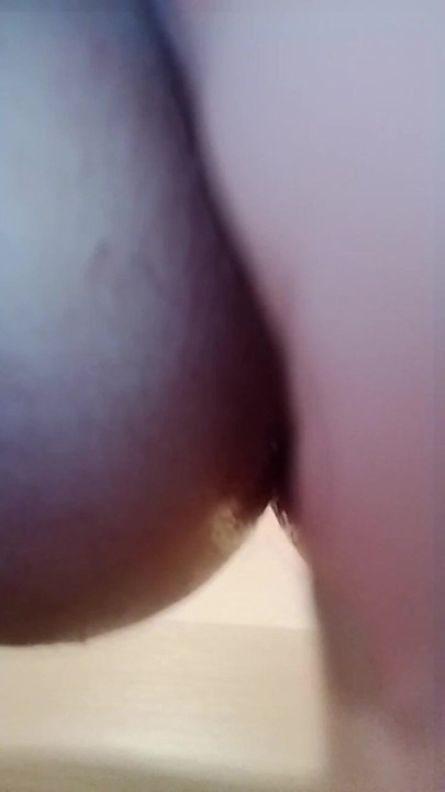 I love opening my ass with my dildo fist