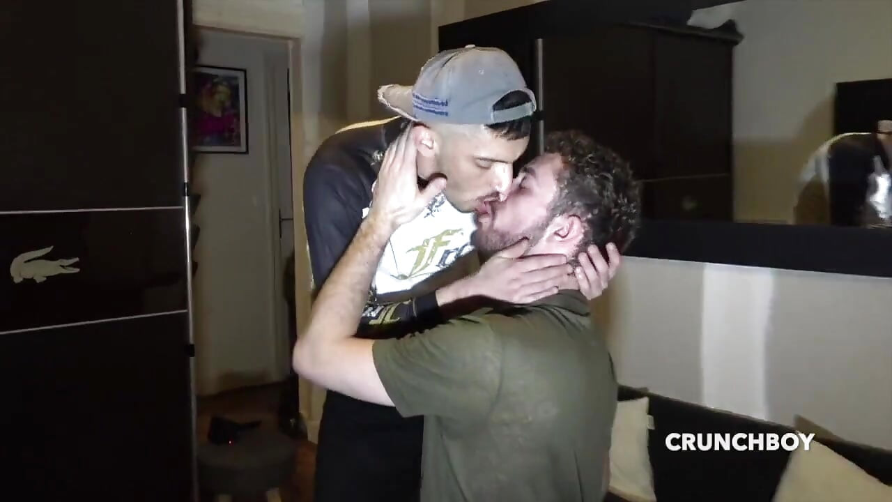 Emerick fucked raw by discreet straight boy