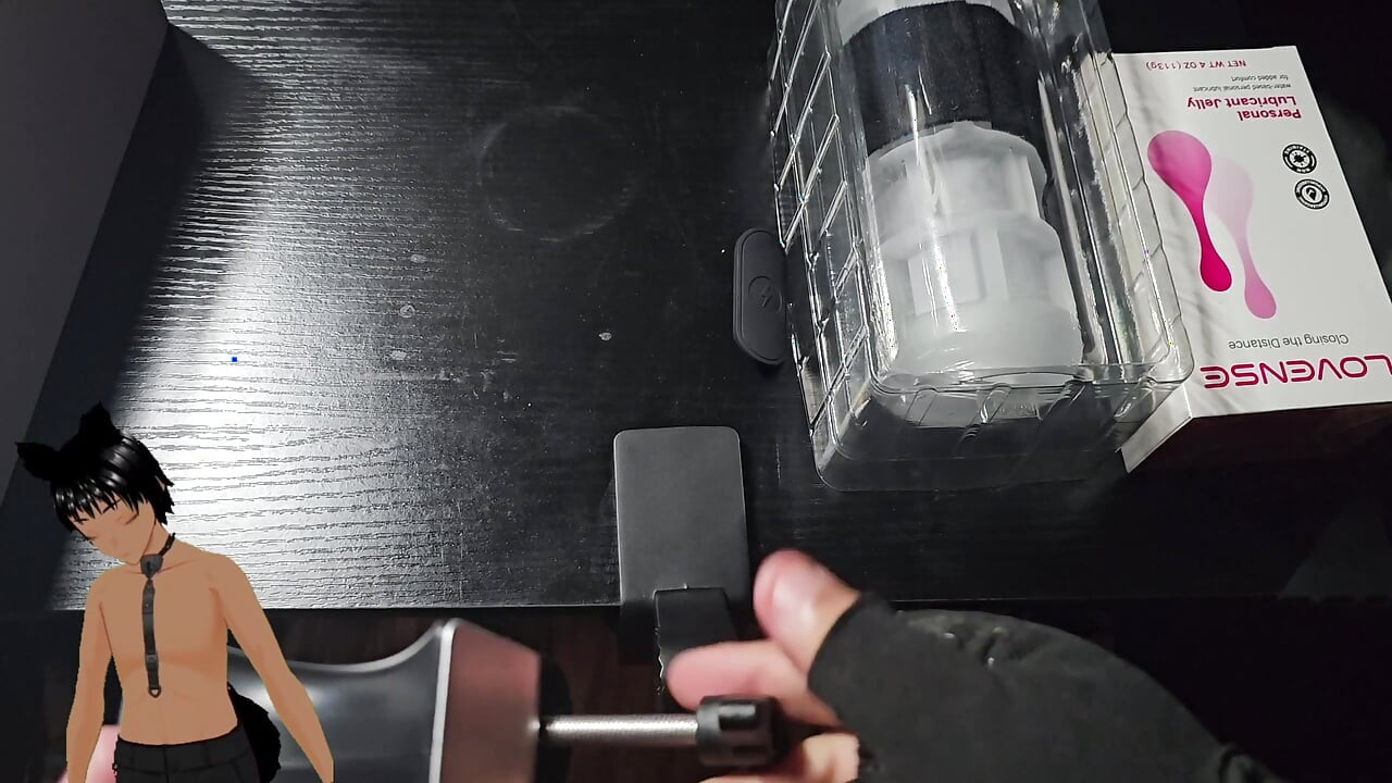 Should you put your dick in it!? - I got a special toy, a toy that moves on its own and feels like a blow job