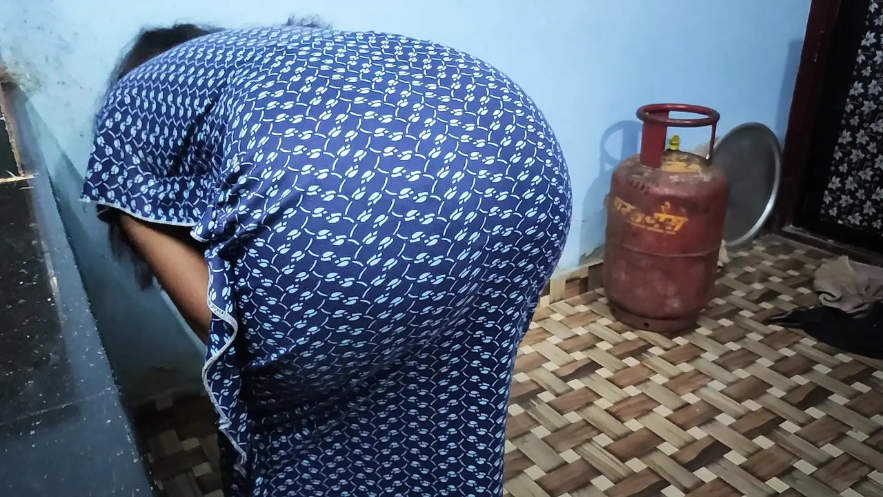 Step mom my dream girl malayalam adult movie, Step son seduce and hard fuck with step mom while his wife not in home