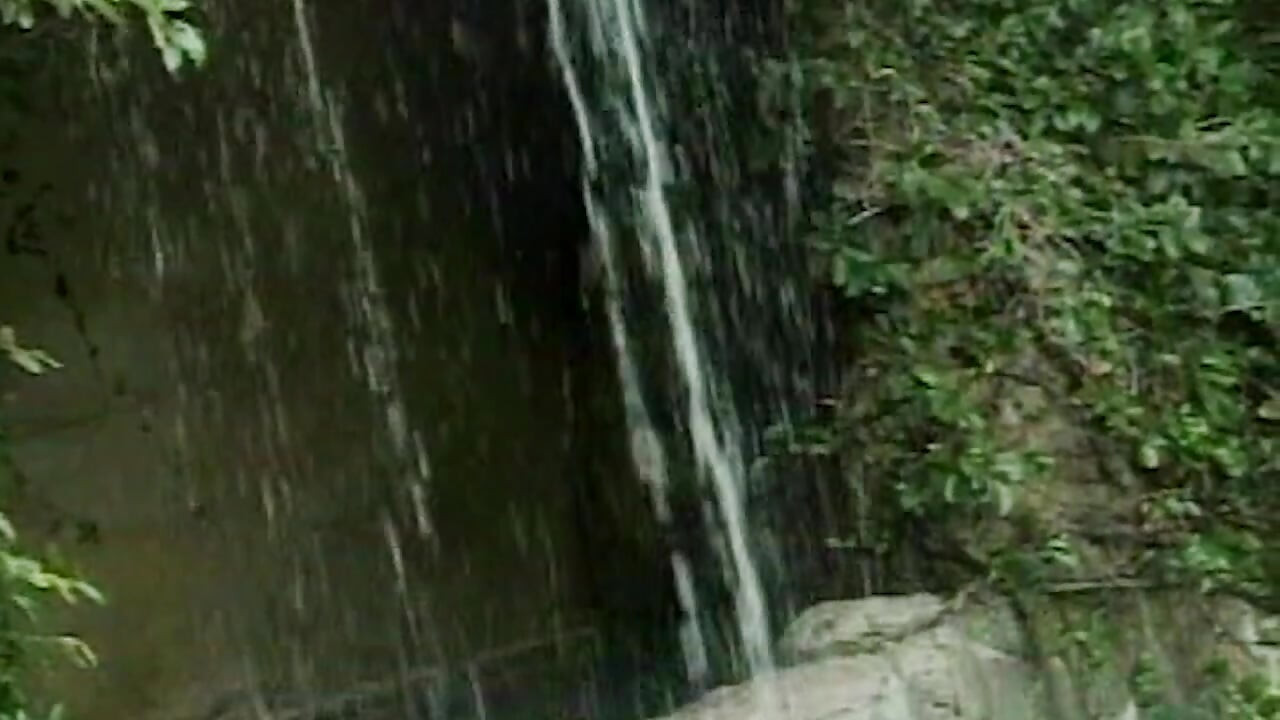 tabuloses Spiel geht völlig ab auf dem Campus (18+) bis zum