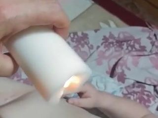 Lilin untuk payudaranya