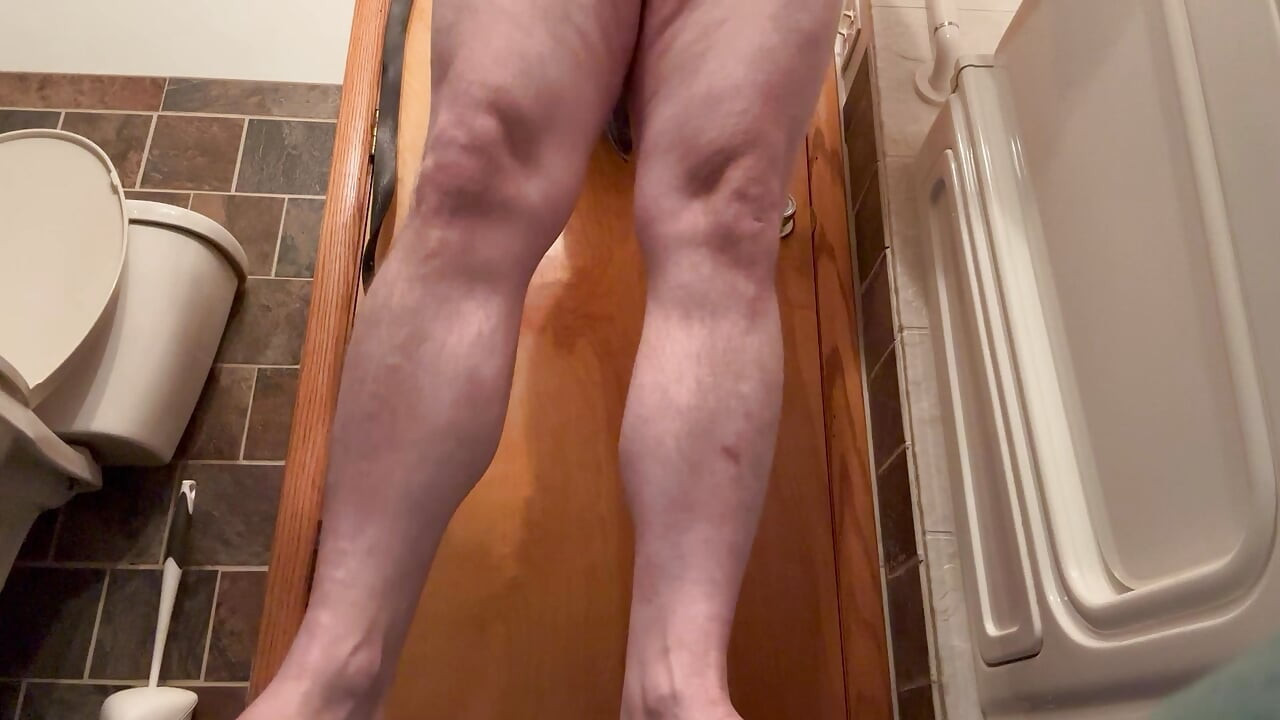 Jockstrap chub squirts using dildo!