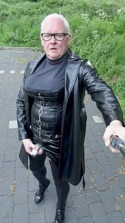 Sandra die Outdoorschwuchtel