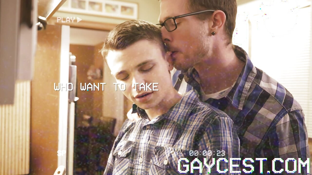 Muscle DILF Ace Banner fucks Dex Devall for the first time