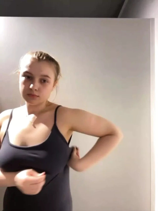 Crazy Squirting and anal fuck in public