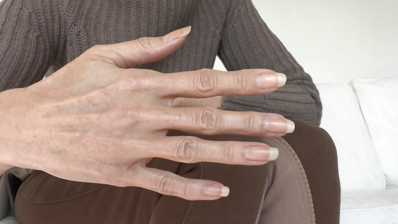 Prirodni dugi nokti, srednji prsti i drkanje prstima, JOI, lady victoria valente