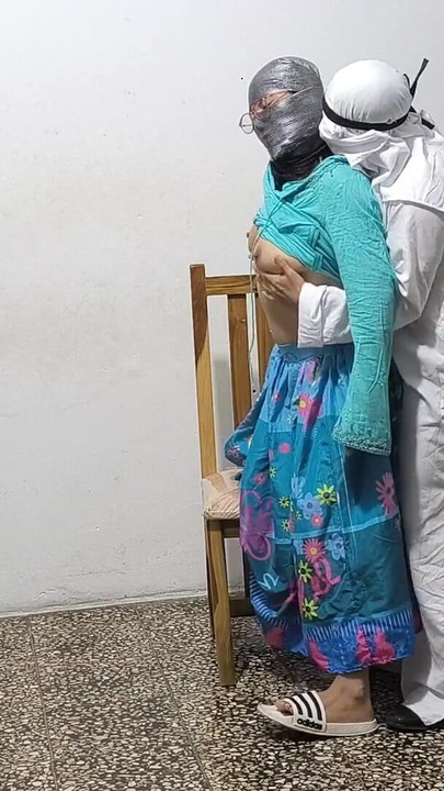 Detik menakjubkan dari "Paderi memberikan kami rahmat dan kami berkongkek di dalam rumah! Kita semua diberkati oleh Tuhan yang besar,"