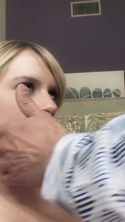 Nema boljeg načina da naučimo plavušu lekciju nego sa creampie-om | Klip 2