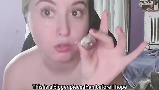 Глотая фрукты