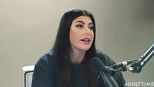 Profesyonel bir dominatrix olmak Gal Ritchie'nin beklediği şey değil!  Adult Time Podcast