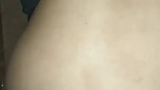 Desi Chut Ka Pani Nikal Gya