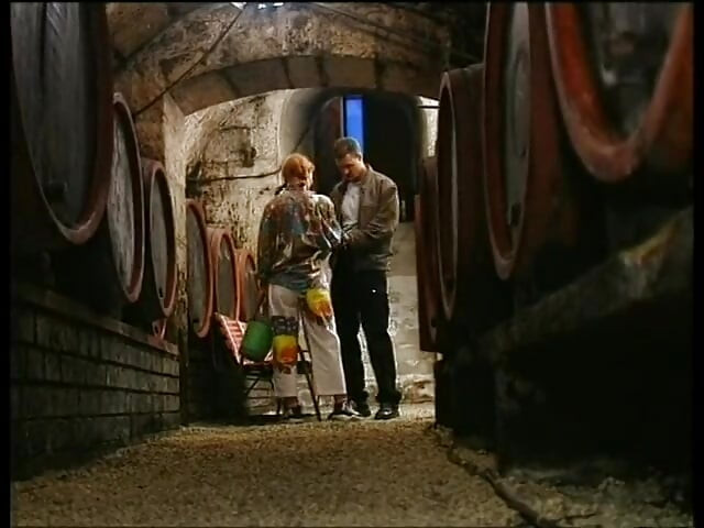 Kızıl bebek adamın sert yarağının üstüne çıkıyor