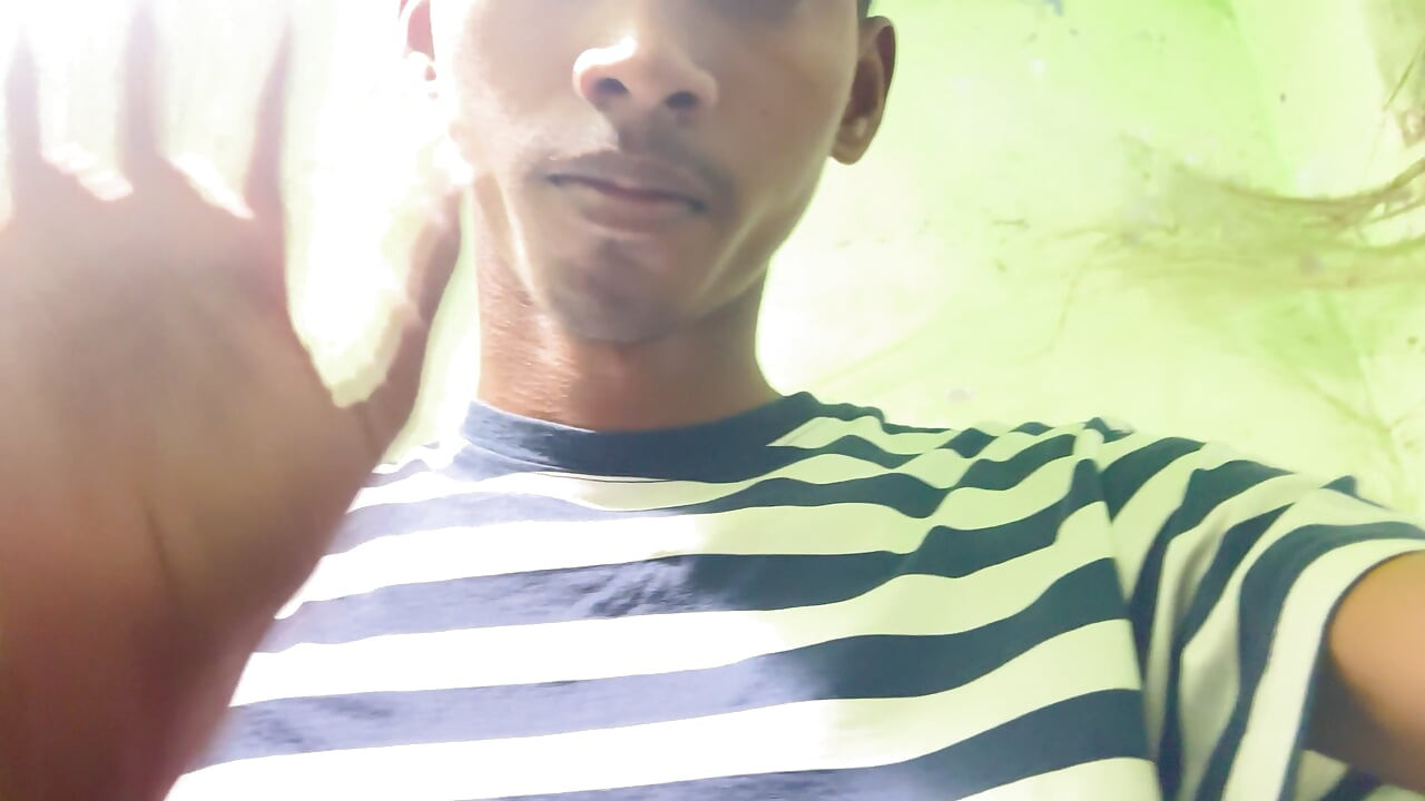 Desi boy masterbation in bathroom