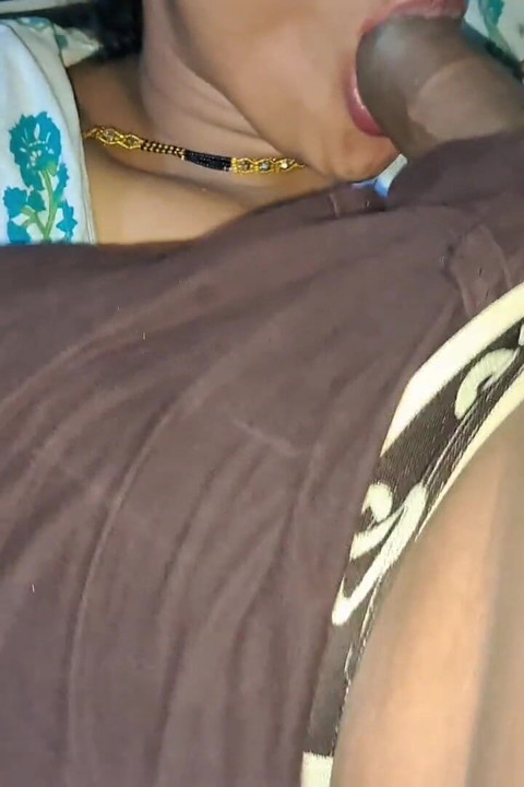 Desi Girlfriend Sucking Big Dick Till Cum in Mouth