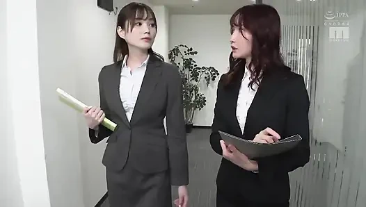 Chefin harlem, creampie-vortrag, der sich so gut anfühlt, dass mein schwanz albern wird. Teil.1