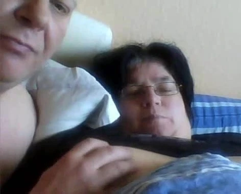 chubby slut cumming