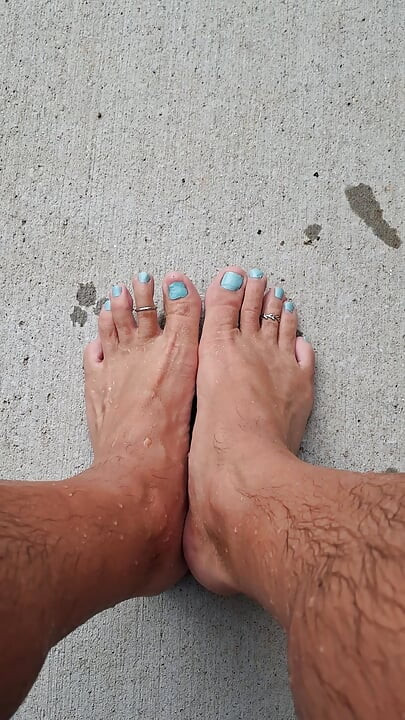 Showing off my feet again for those who like to watch