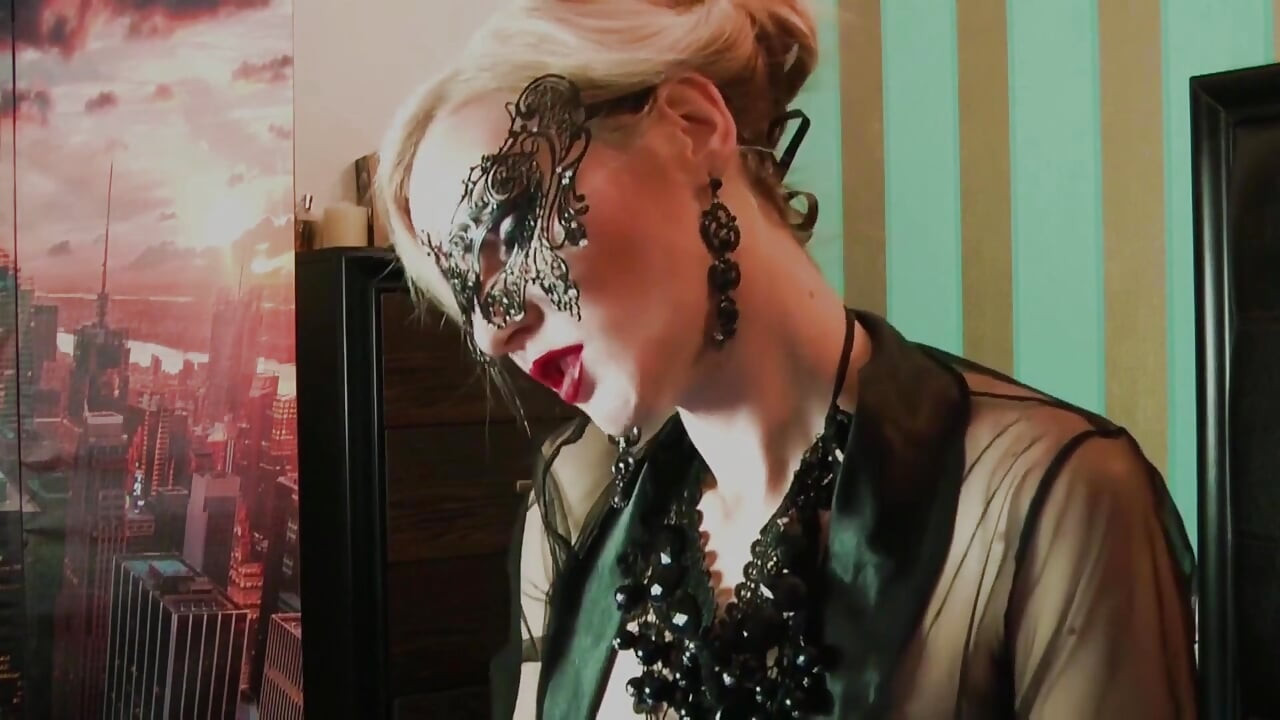 Aşırı dozda solucan külotlu çorap