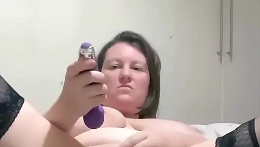 Iphone-версия, позиция бабочки, соло, селфи в чулках