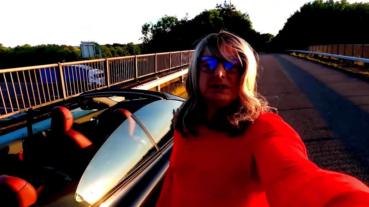 Amaterski transvestit Kellycd2022 na suncu