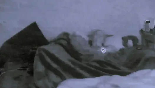 Ich musste kommen und sein heißes sperma in mir fühlen.