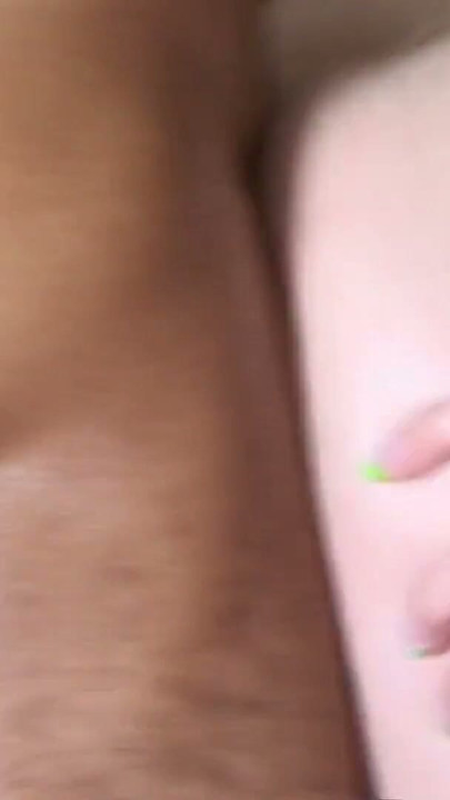난방 기사가 자기 자지도 기꺼이 배관한다 Interracial | 클립 2